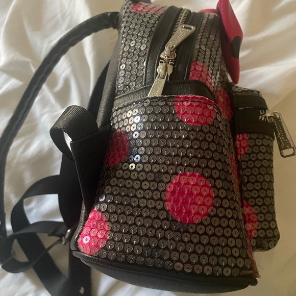 Disney Sequin Black and Pink Loungefly BackPack - Picture 3 of 4